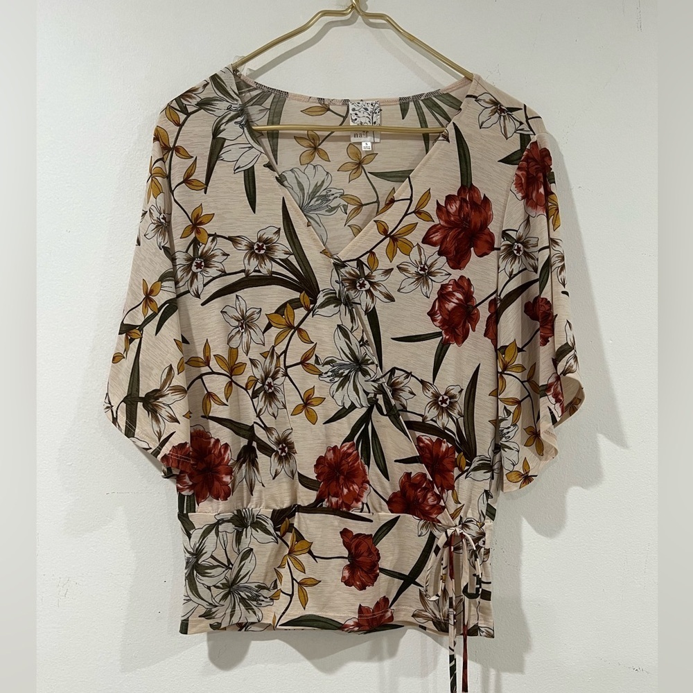 NAIF Floral V-Neck Blouse in Cream and Red  S